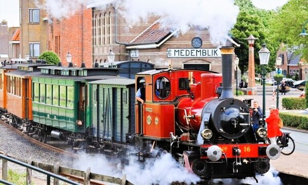medemblik-stoomtram-03 medemblik-stoomtram-03