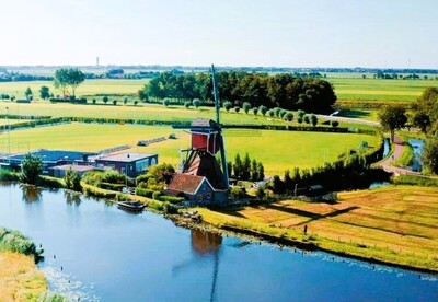 van-hulst-de-does2 van-hulst-de-does2